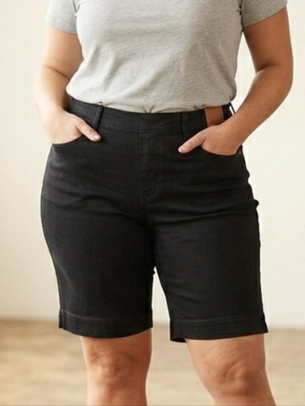 Tribal Jeans Women's Black Bermuda Shorts Pull On Knee-Length W/ Pockets Size L